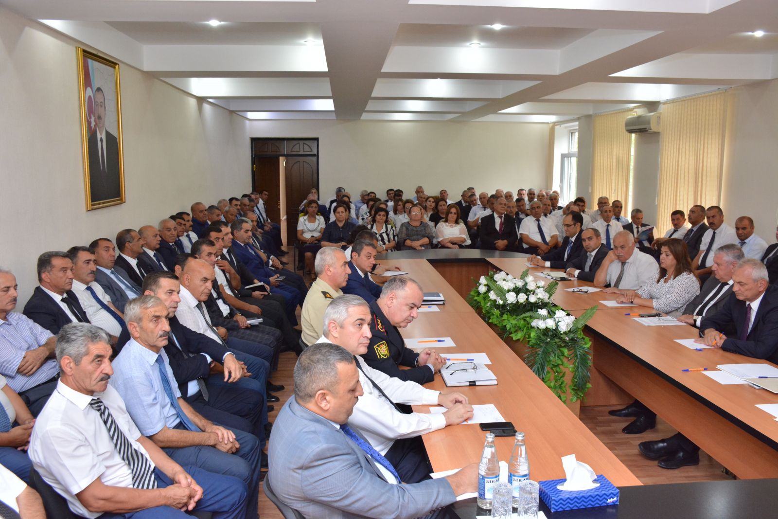 sosial-iqtisadi-sah-d-g-r-lm-i-l-r-v-qar-da-duran-v-zif-l-r